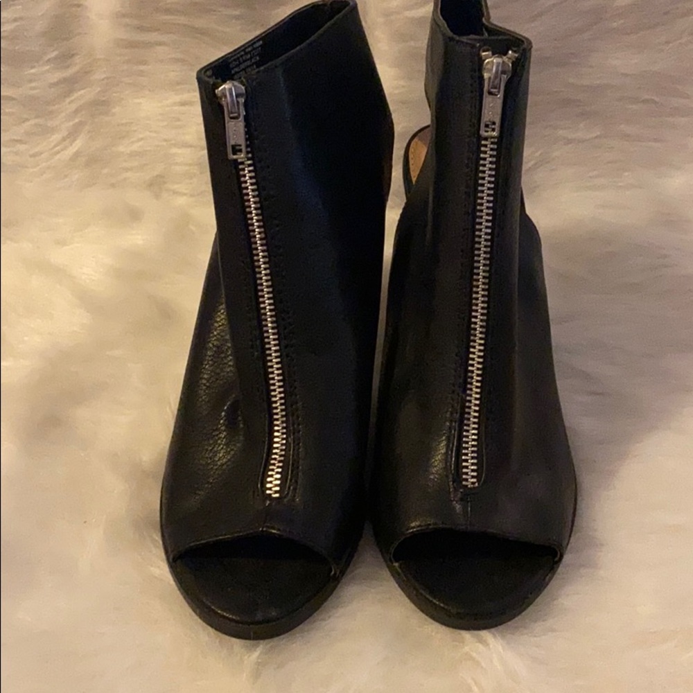 Apt. 9 Booties